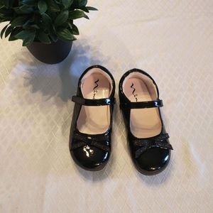 Nina Black Shiny Girls Dress Shoes